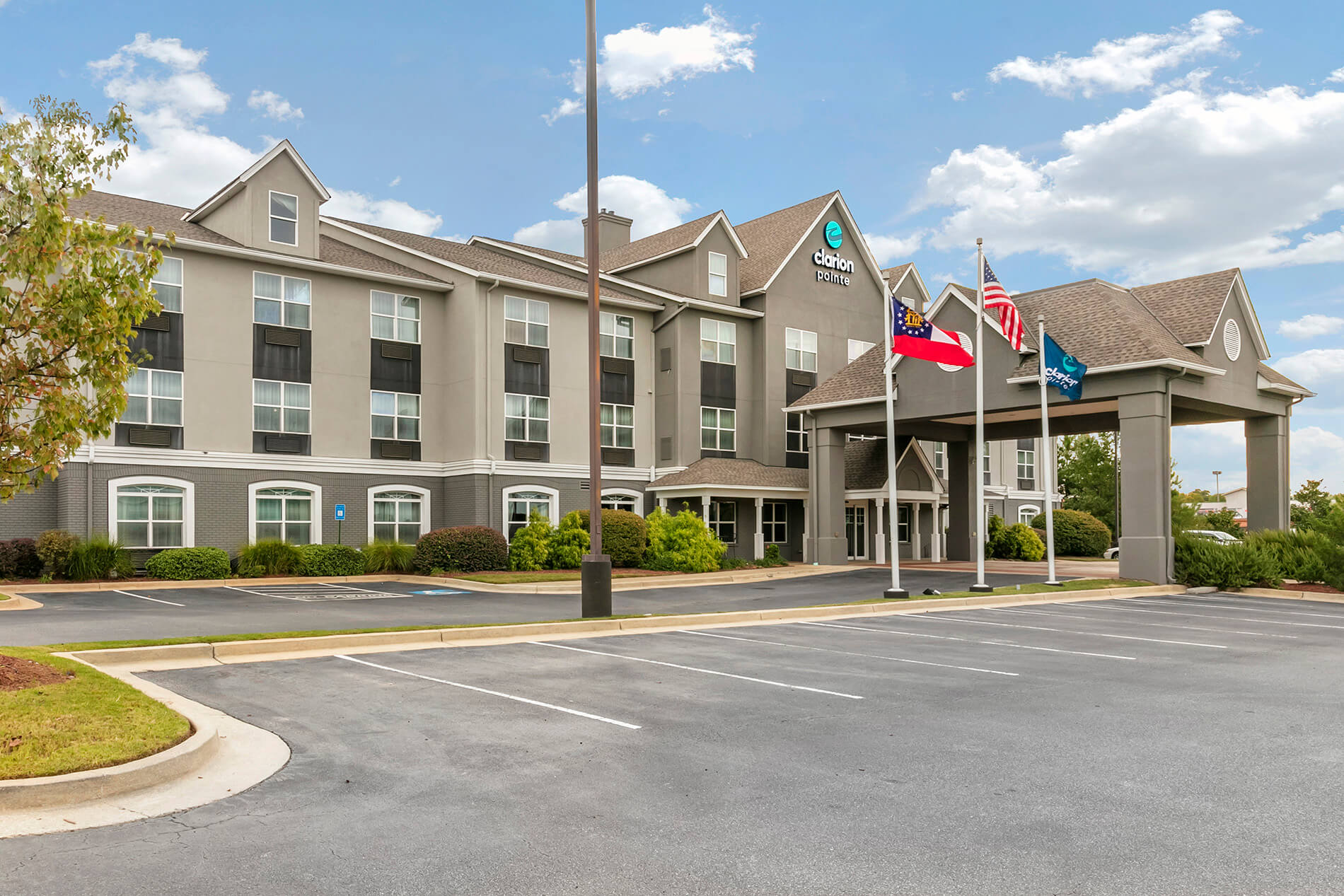 Clarion Pointe Hotel Columbus