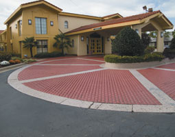 Howard Johnson by Wyndham