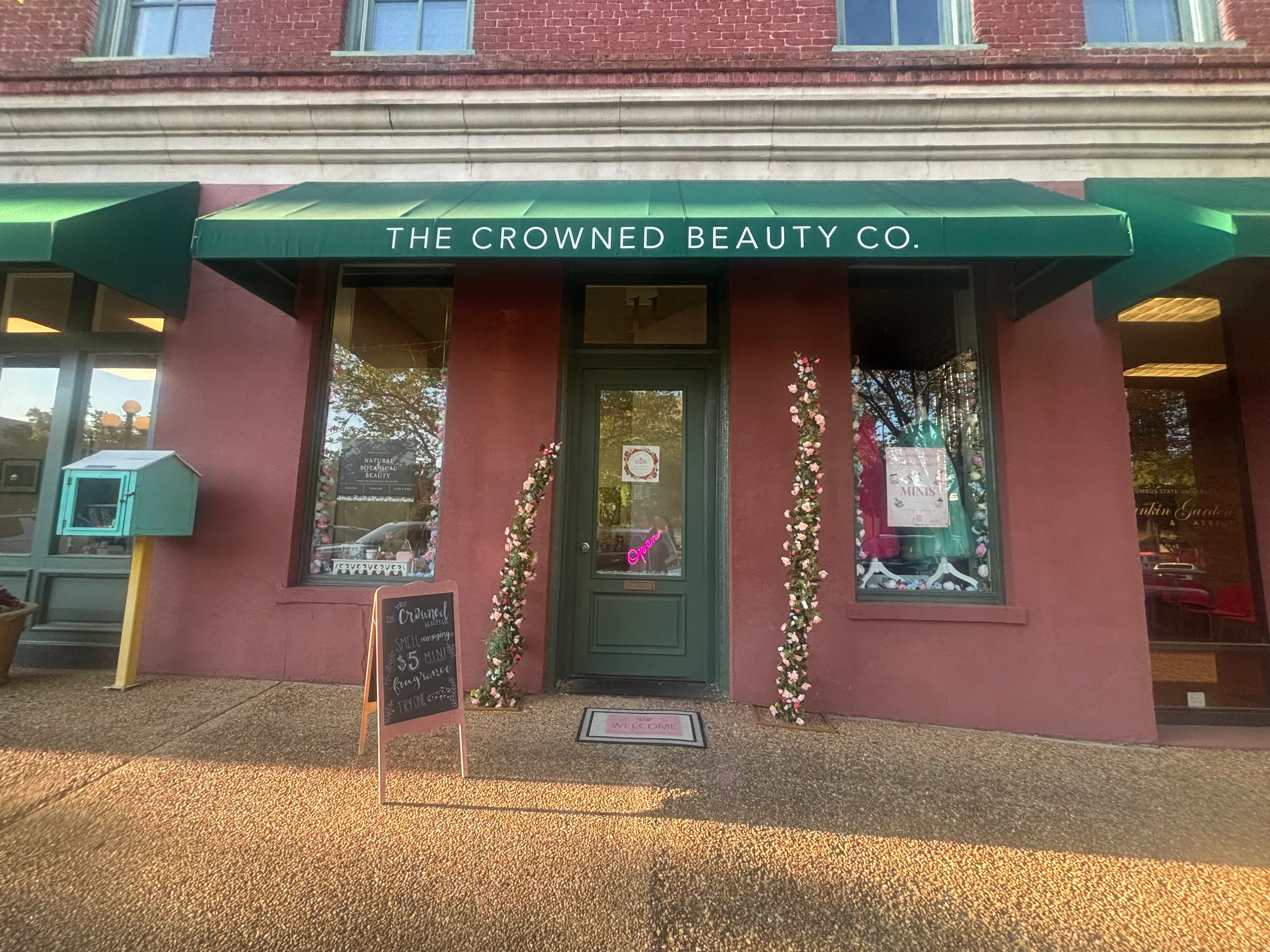 The Crowned Beauty Co.