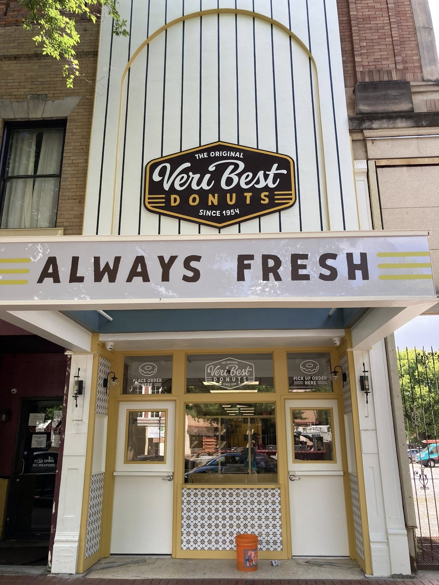 Veri Best Donuts
